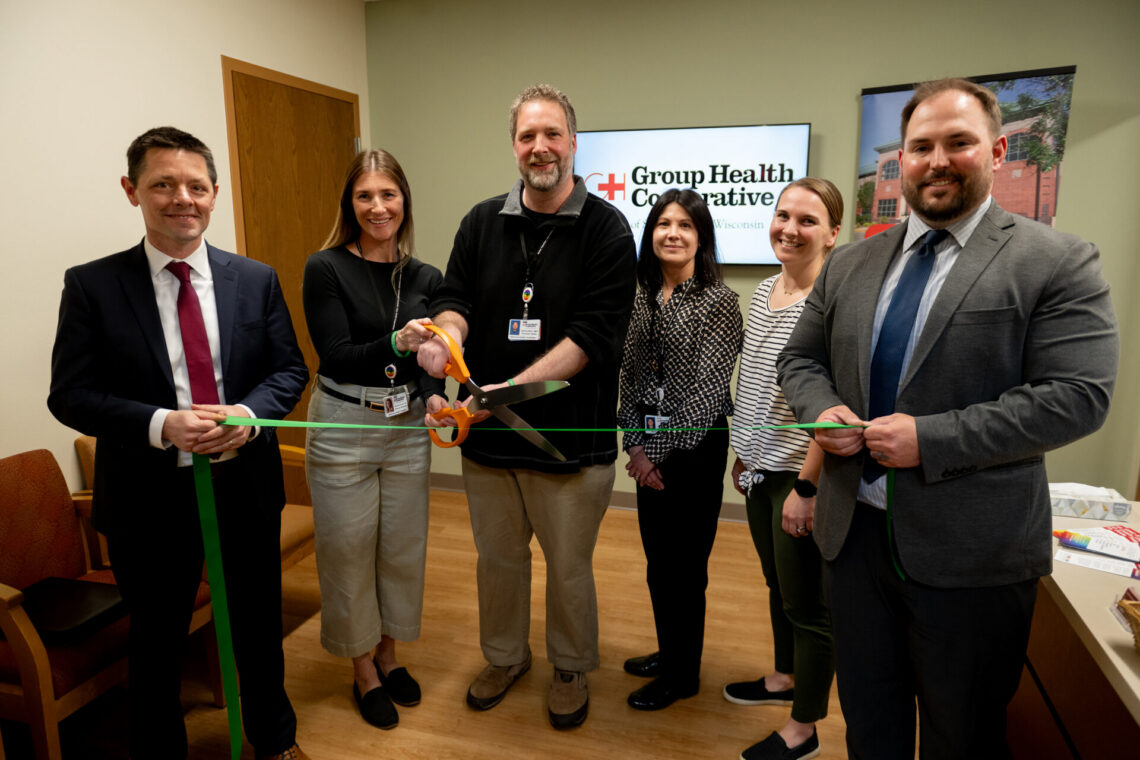 Olin Clinic Ribbon Cutting